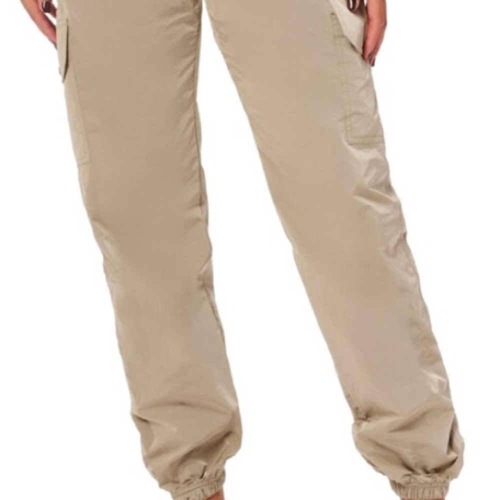 Good American Essential Cargo Pants